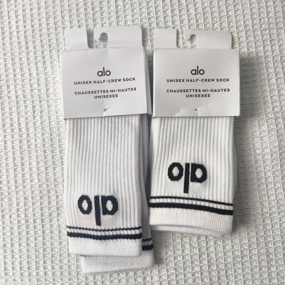 🧸New ALO yoga mid-tube socks sports socks women sweat-absorbent Pilates 2 pairs